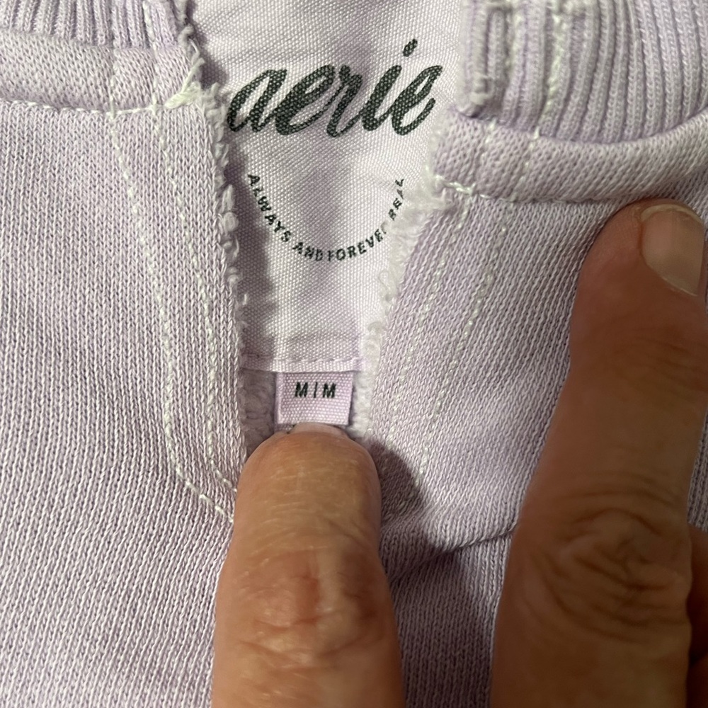 Aerie Hey Crochet Lavender Purple Sweatshirt Medium Excellent Condition - Picture 5 of 6